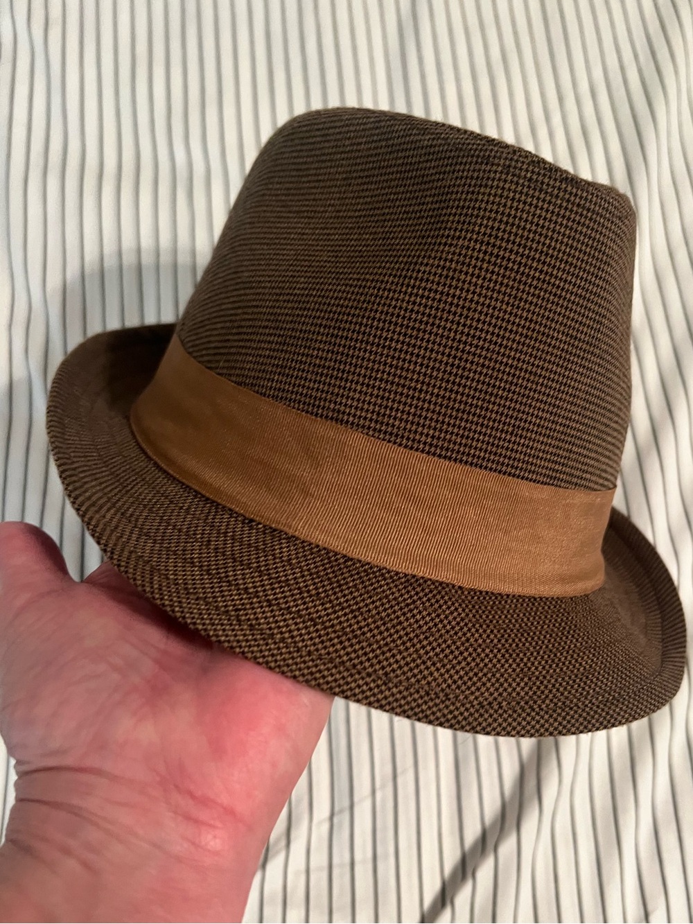 BDG Urban Outfitters Y2K Houndstooth Fedora Hat With Brown Grosgrain Band